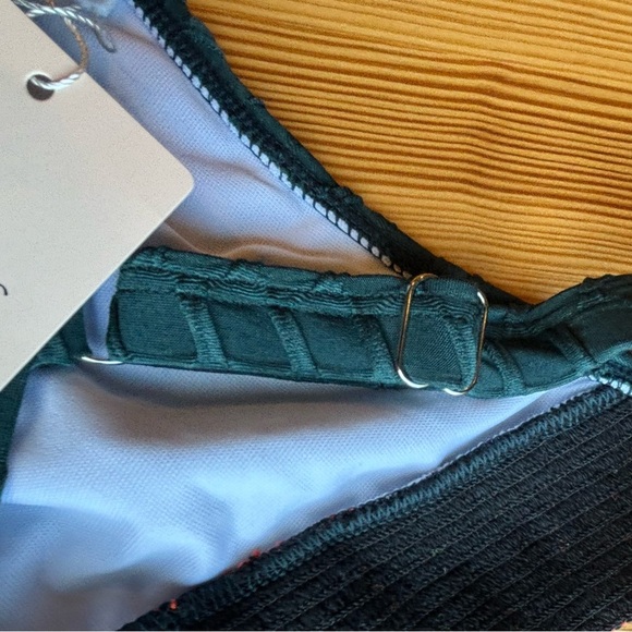 Bloomchic 12 NWT green webbing wrap boho ribbon detail one piece swimsuit - Picture 13 of 16